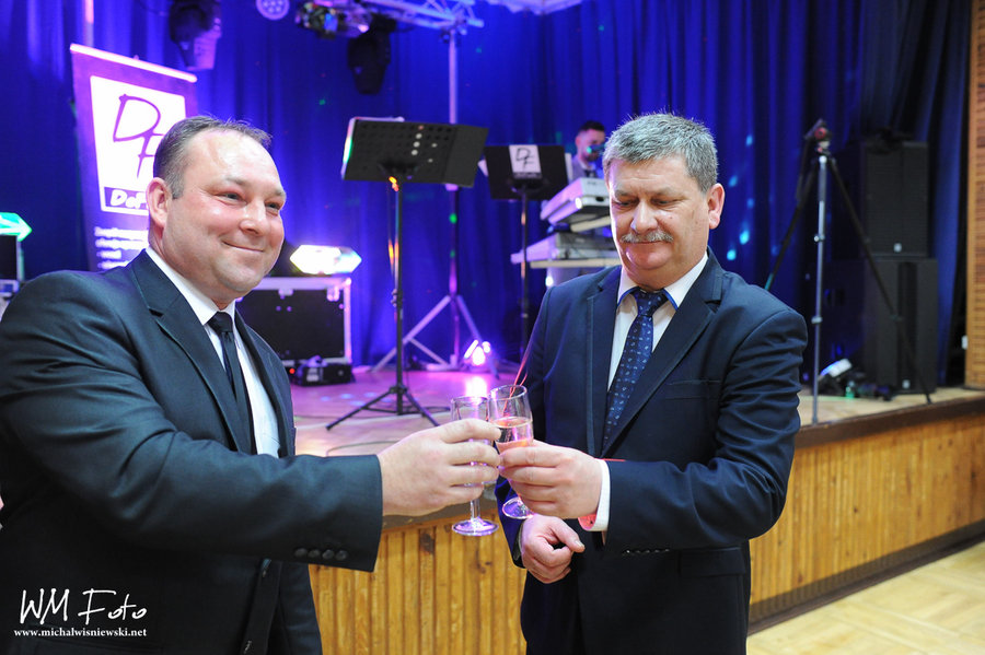 Dwudniowa studniówka dla stu