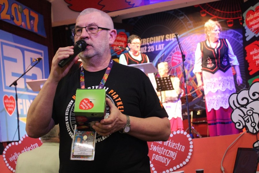 Rekordowa kwota za złote serduszko