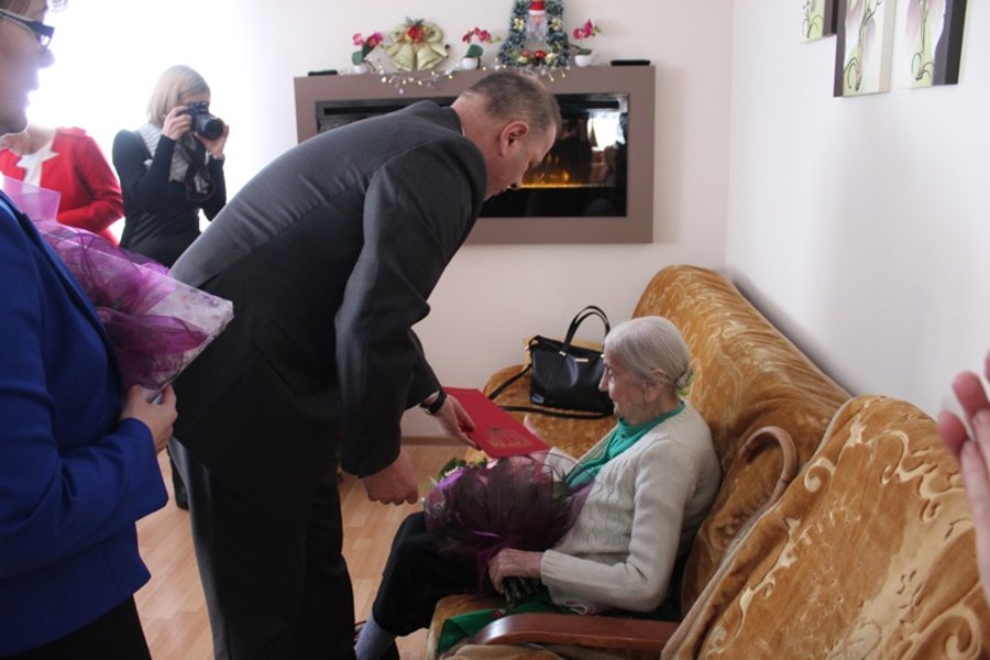 100 lat pani Bronisławy!