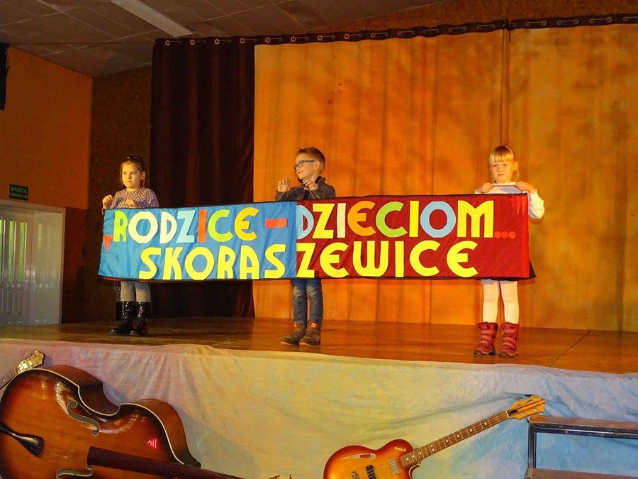 Koncert na stu wykonawców