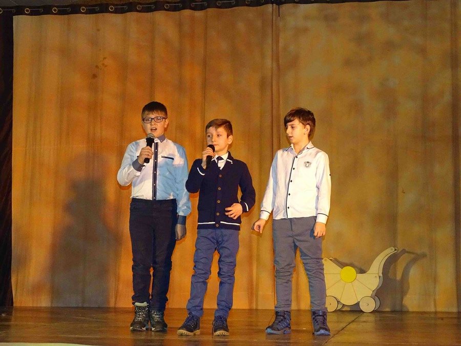 Koncert na stu wykonawców