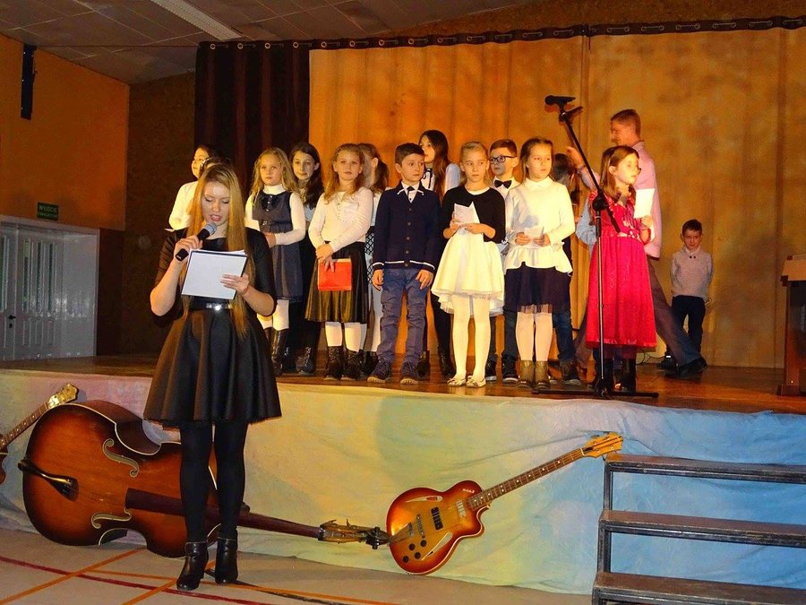 Koncert na stu wykonawców