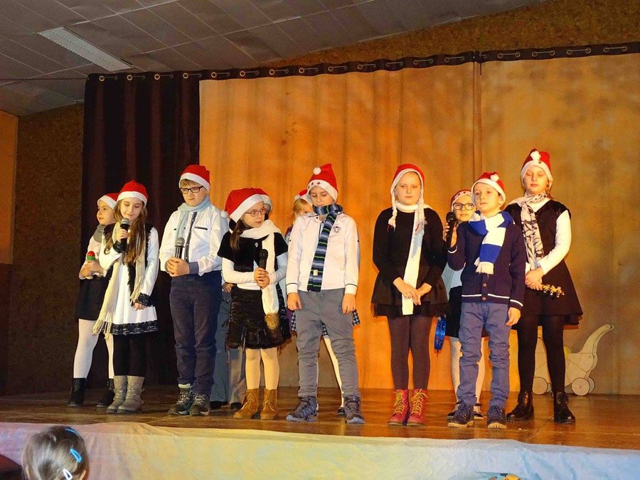 Koncert na stu wykonawców