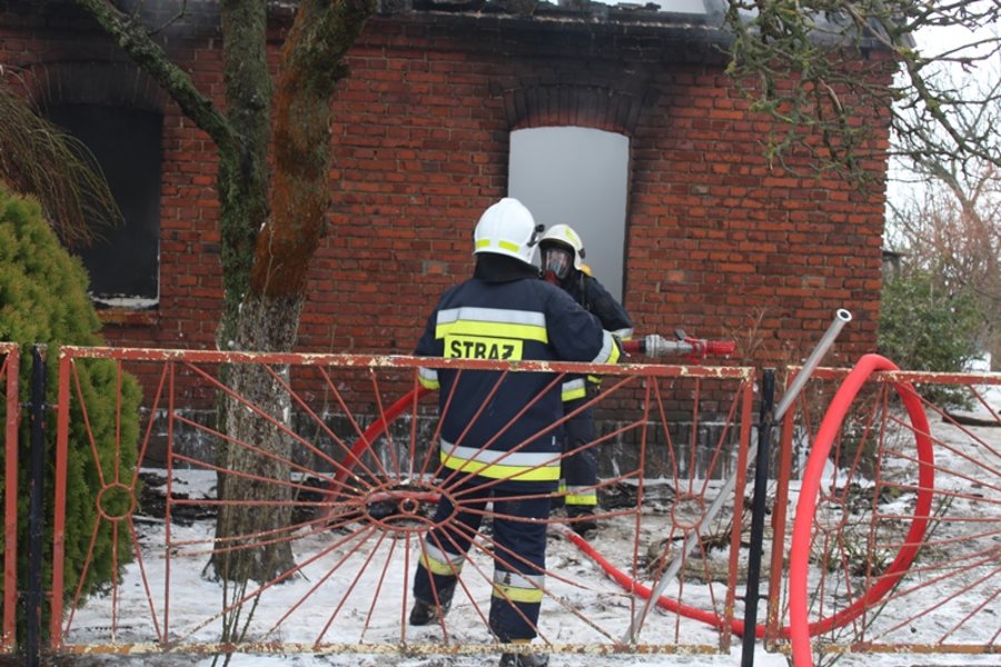 Pożar w Leonowie. Zginęła kobieta
