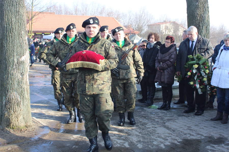 Pożegnany z honorami