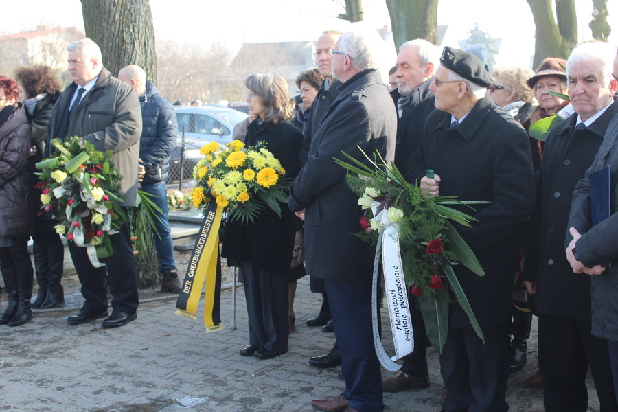 Pożegnany z honorami