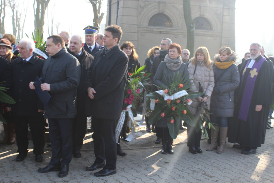 Pożegnany z honorami