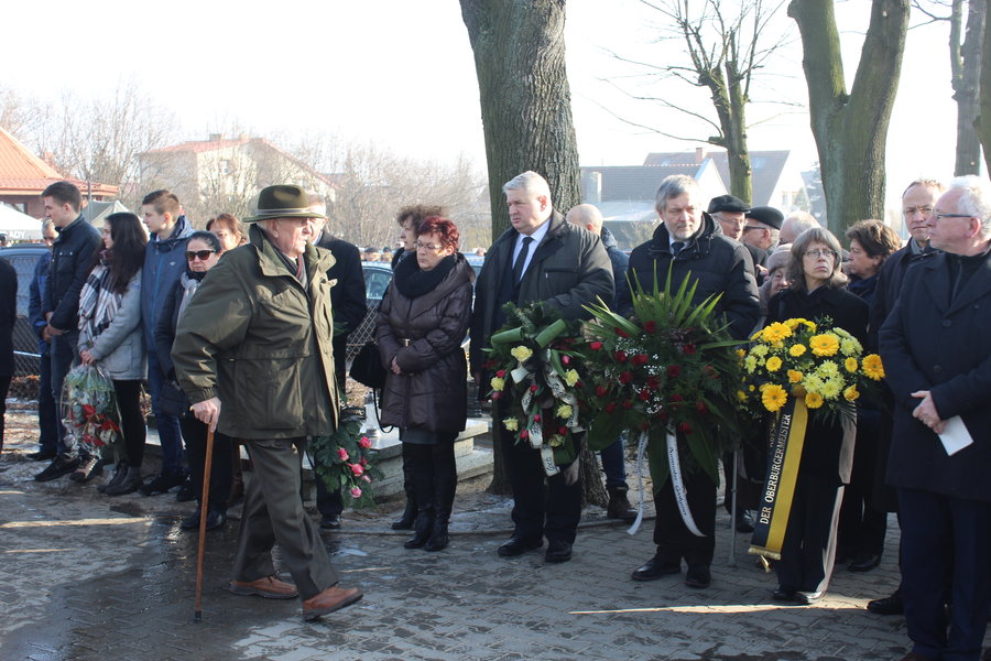 Pożegnany z honorami