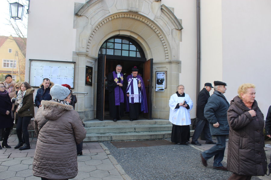 Pożegnany z honorami