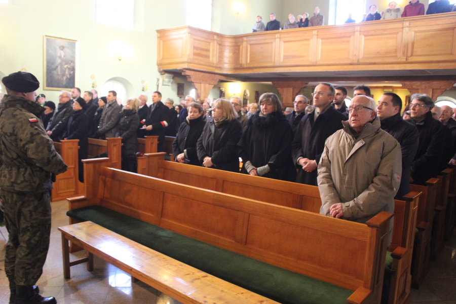Pożegnany z honorami