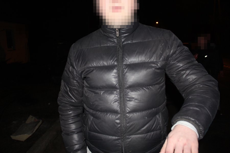 Uderzył w płot. Koledzy ruszyli z 