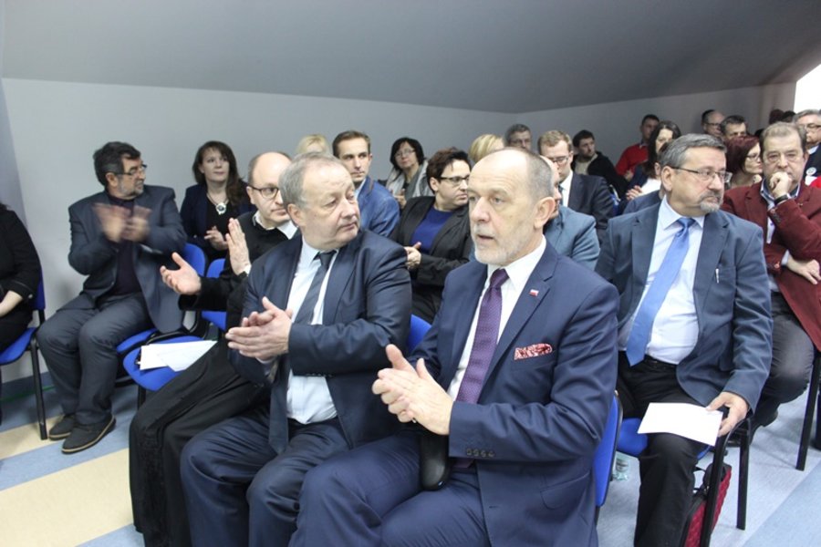 Czy można wierzyć politykom?