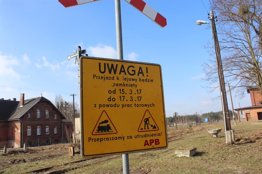 Rozpoczął się remont przejazdu kolejowego w Piaskach