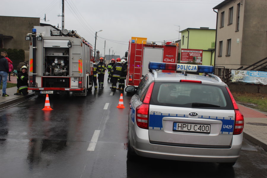 Auta rozbite, kierowcy w szpitalu