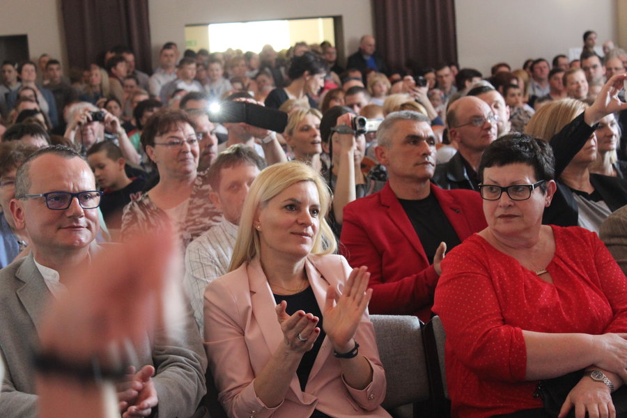 Tradycyjnie, smacznie i tanecznie - film