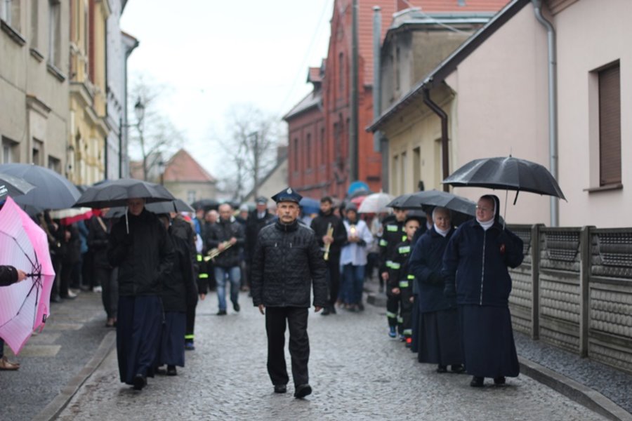 Droga Krzyżowa przeszła ulicami miasta