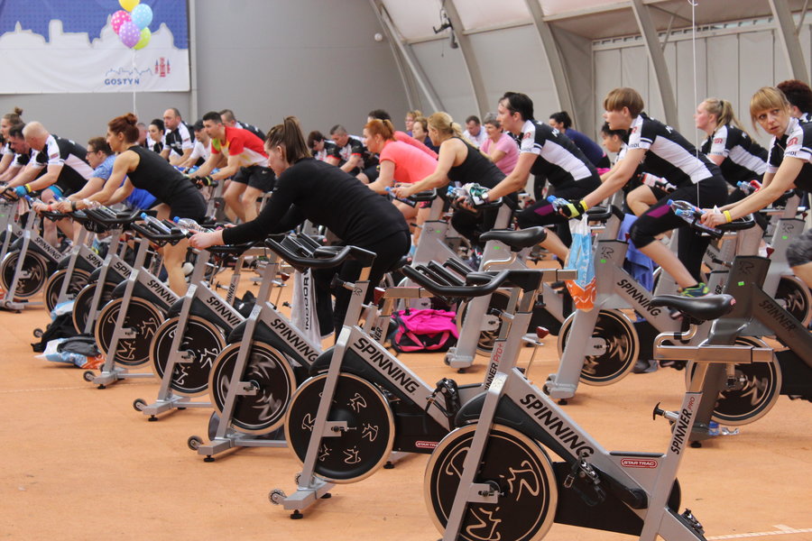 Siłę nóg zmienili w siłę serc - film