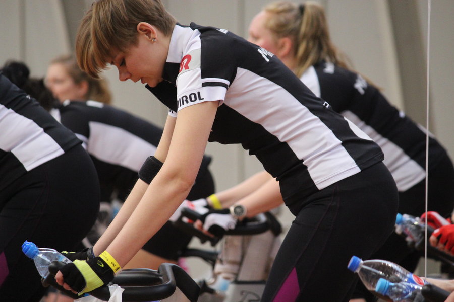 Siłę nóg zmienili w siłę serc - film