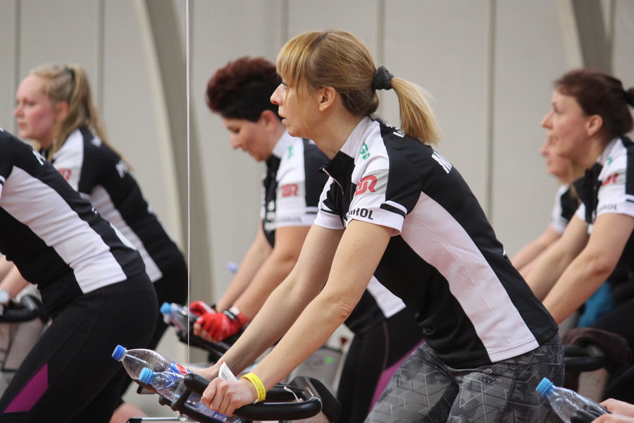 Siłę nóg zmienili w siłę serc - film