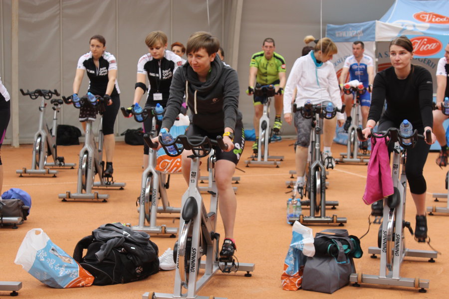 Siłę nóg zmienili w siłę serc - film