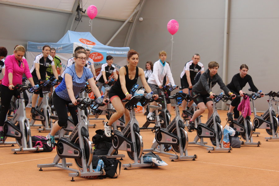 Siłę nóg zmienili w siłę serc - film