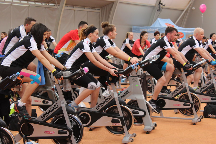 Siłę nóg zmienili w siłę serc - film