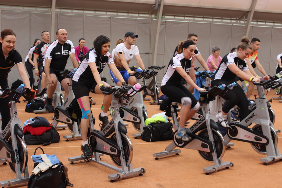 Siłę nóg zmienili w siłę serc - film