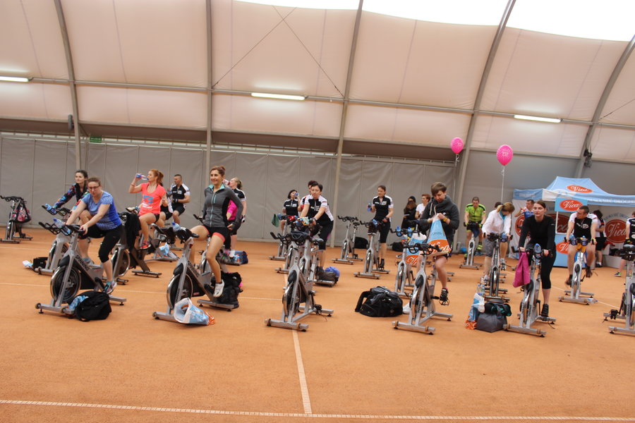 Siłę nóg zmienili w siłę serc - film