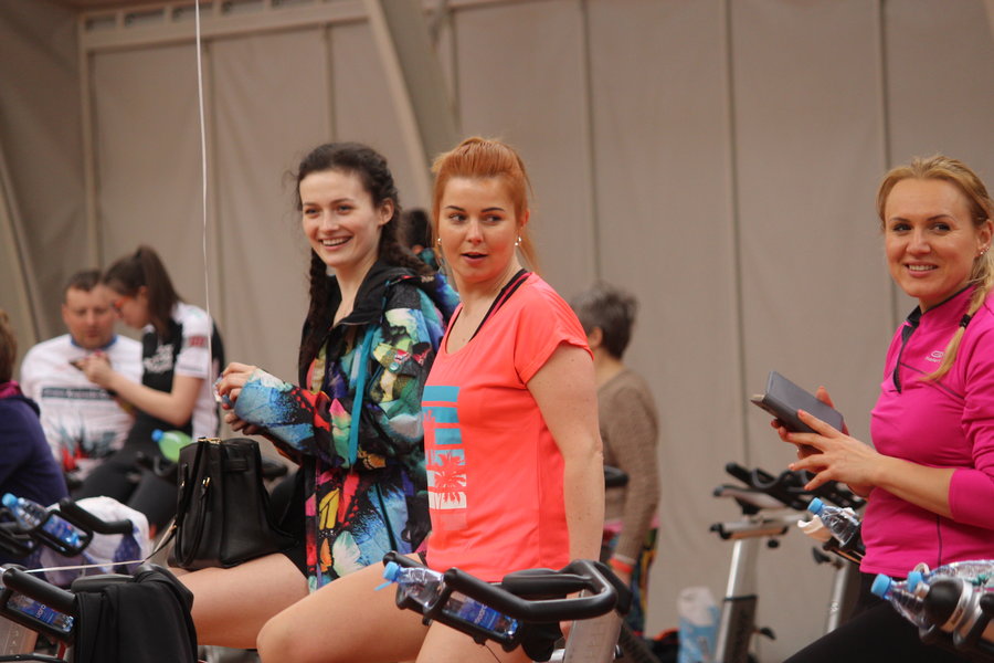 Siłę nóg zmienili w siłę serc - film