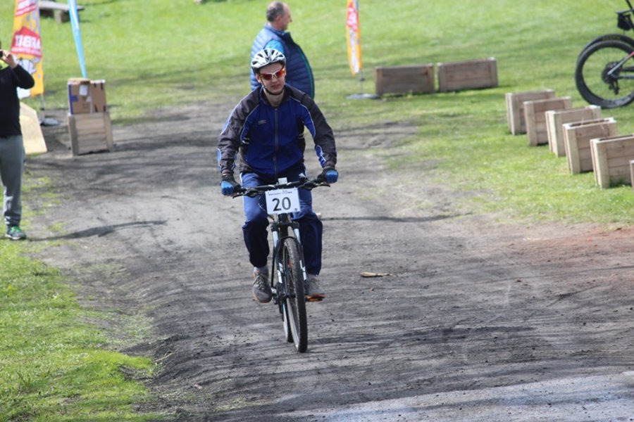 Żądni ekstremalnych wrażeń - film