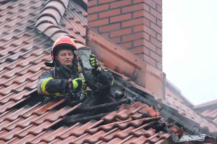 Paliła się kamienica przy rondzie - film
