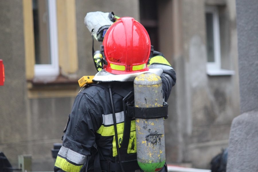 Paliła się kamienica przy rondzie - film