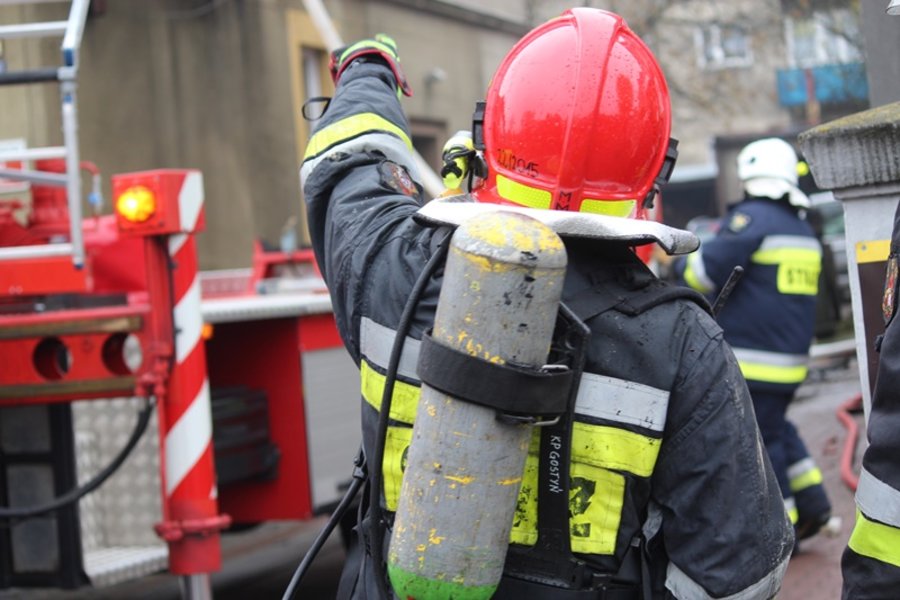 Paliła się kamienica przy rondzie - film