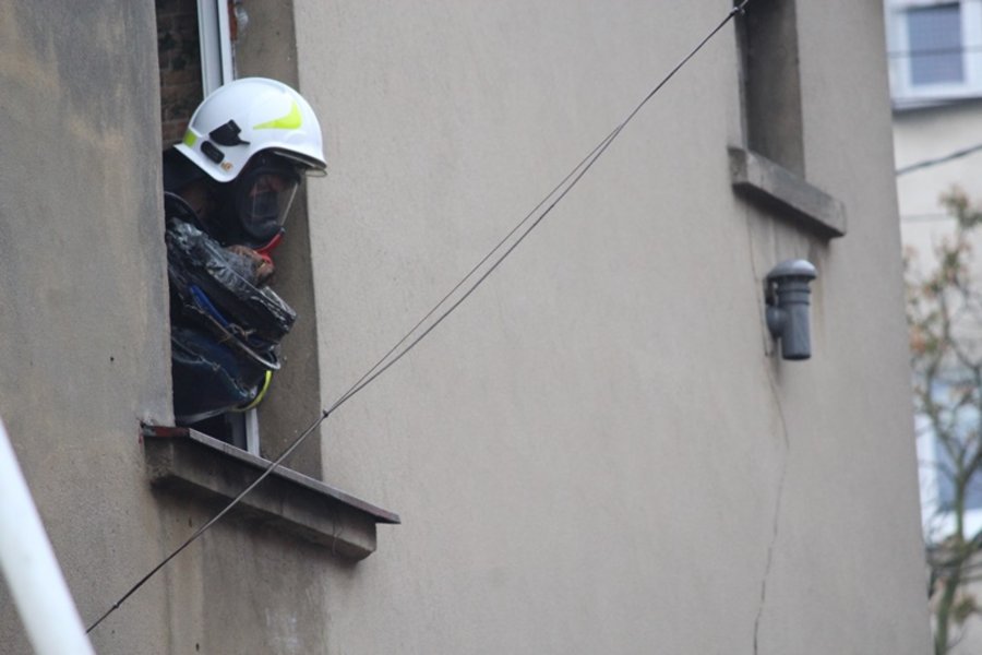 Paliła się kamienica przy rondzie - film