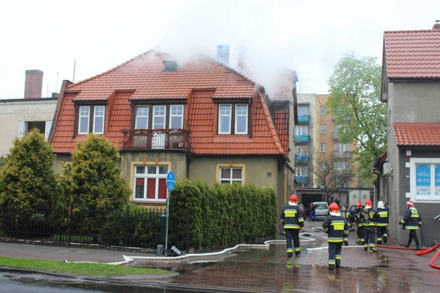 Paliła się kamienica przy rondzie - film