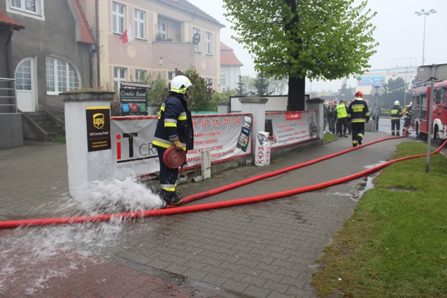 Paliła się kamienica przy rondzie - film