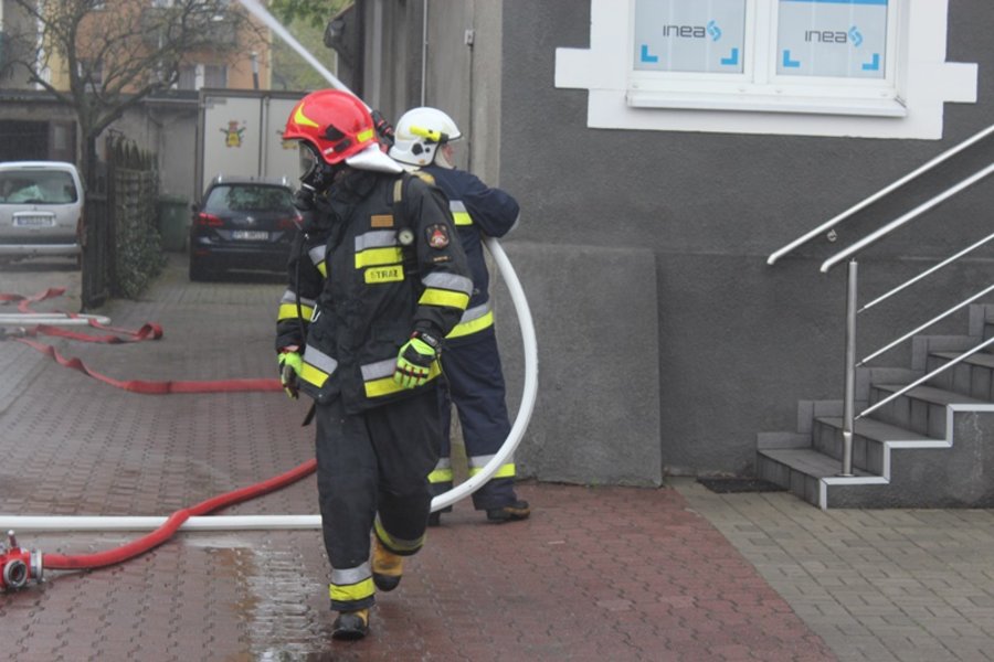 Paliła się kamienica przy rondzie - film