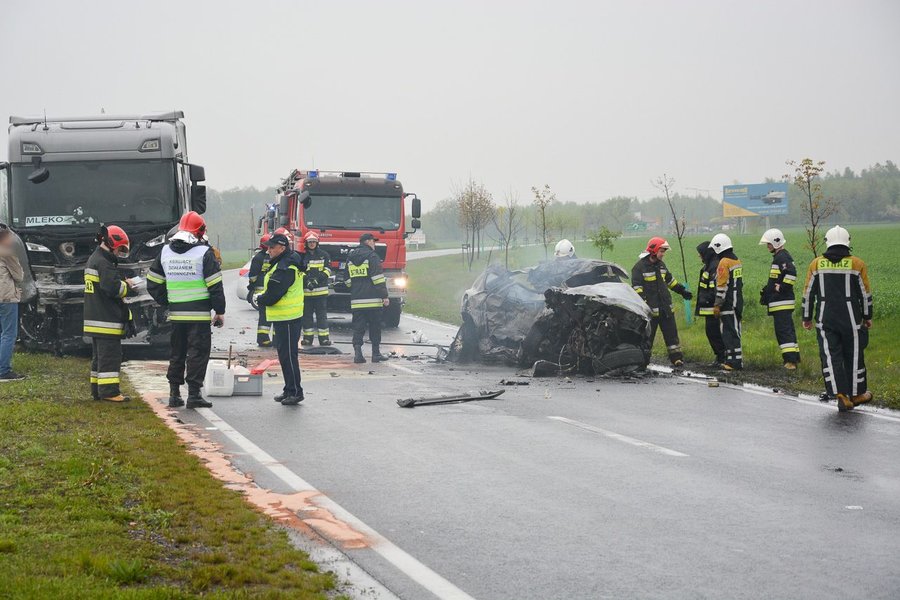 Makabryczny wypadek. Dwie osoby spłonęły