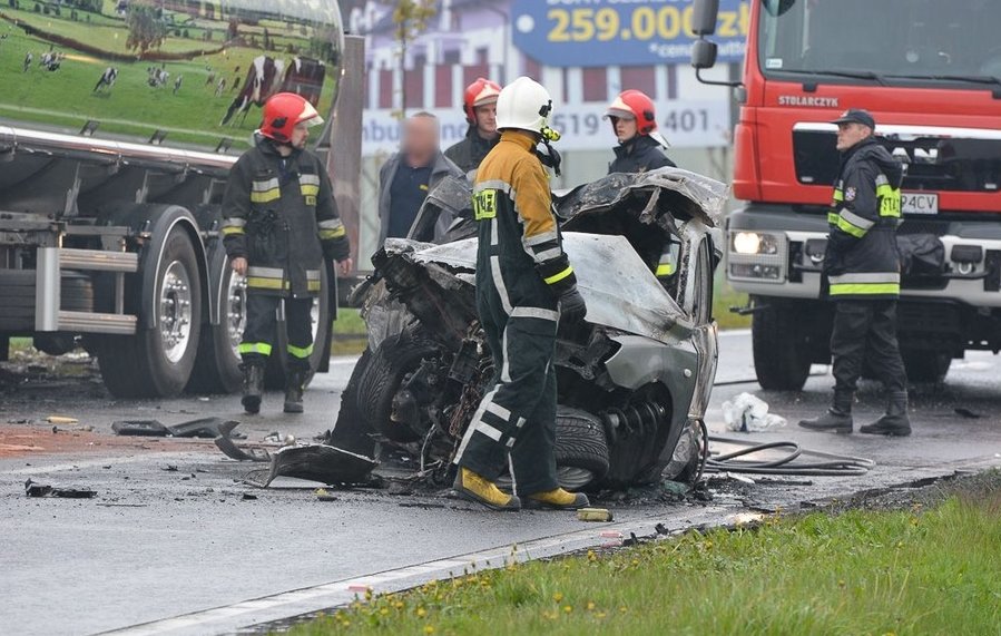 Makabryczny wypadek. Dwie osoby spłonęły