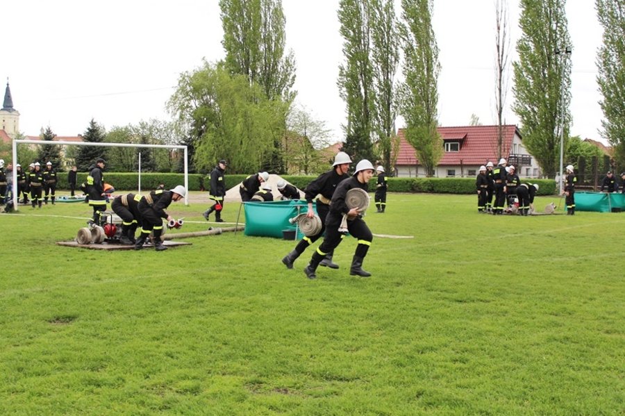 Zmagało się 160 strażaków