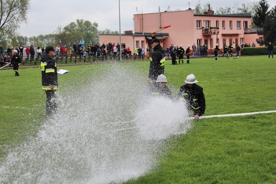 Zmagało się 160 strażaków