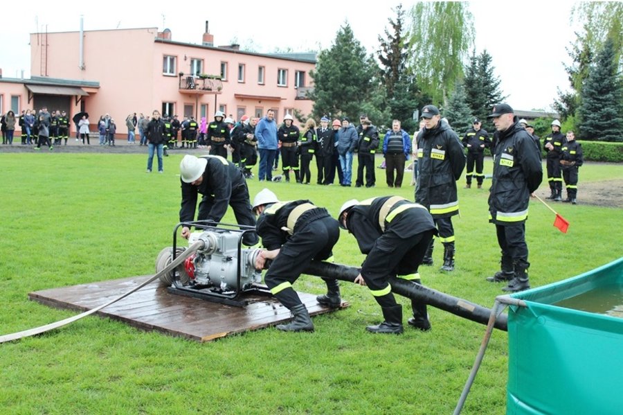 Zmagało się 160 strażaków