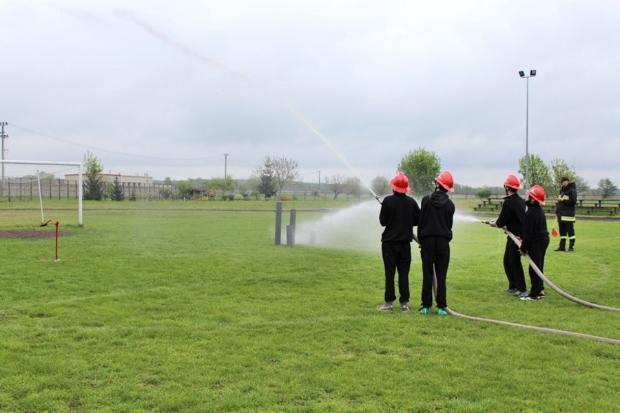 Zmagało się 160 strażaków