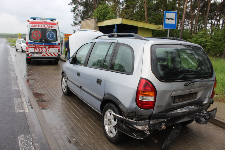 Kobietę zabrano do szpitala