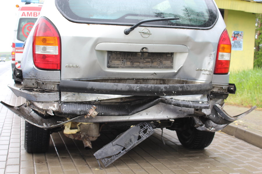 Kobietę zabrano do szpitala