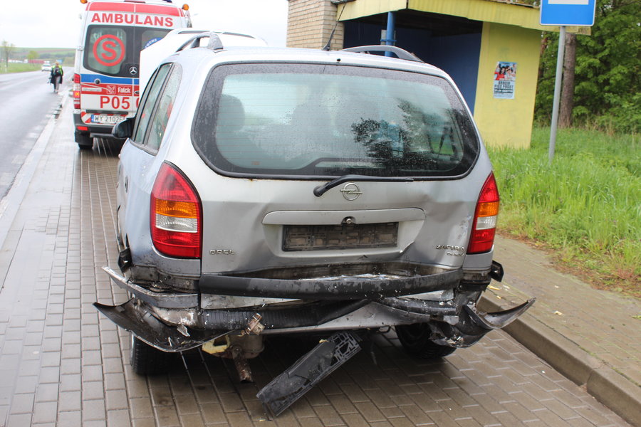 Kobietę zabrano do szpitala