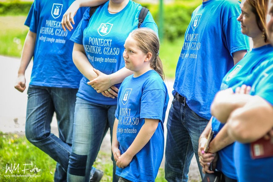 Poniec przeniósł się w czasie