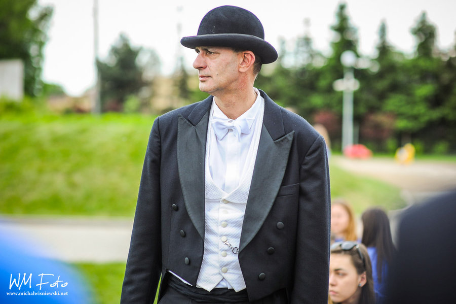 Poniec przeniósł się w czasie