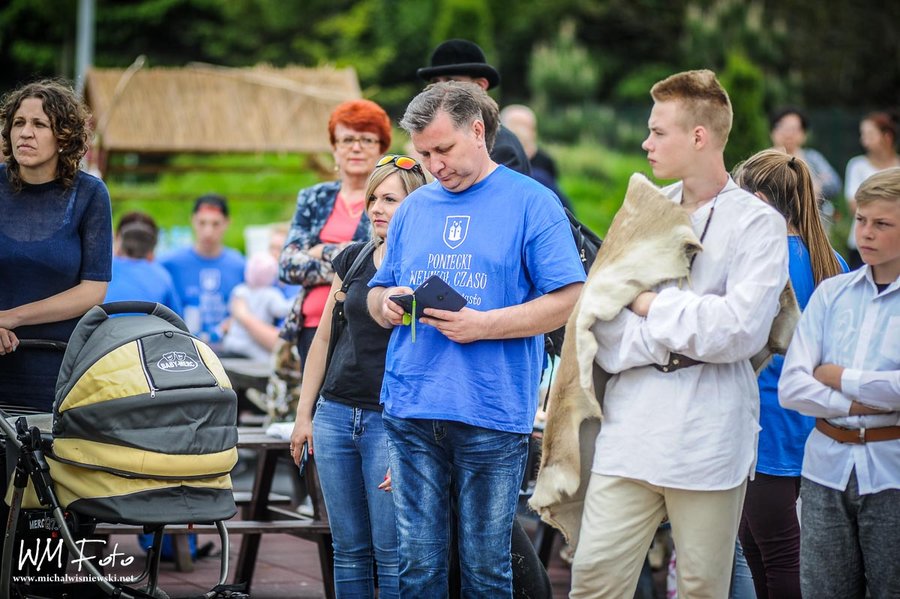 Poniec przeniósł się w czasie