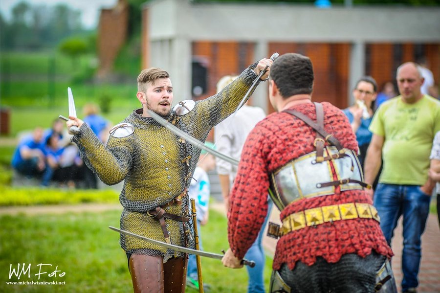 Poniec przeniósł się w czasie